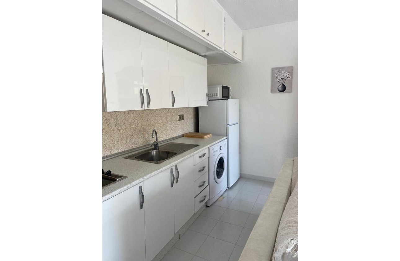 Resale - Apartment - Villamartin