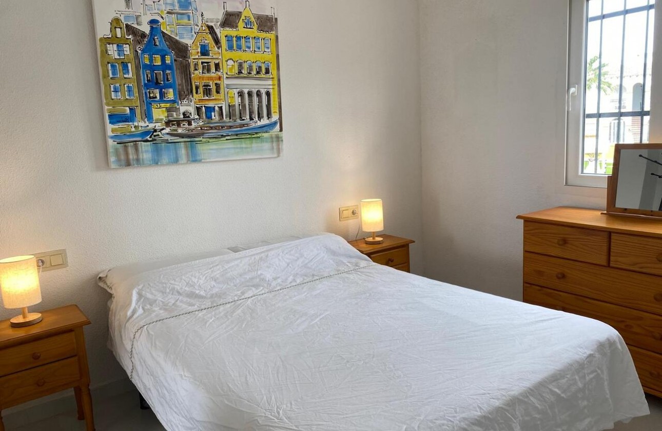 Resale - Apartment - Villamartin