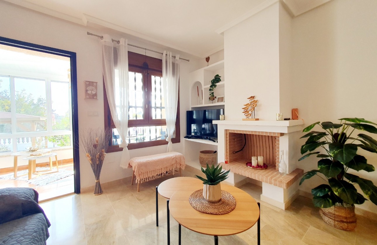 Återförsäljning - Apartment / Flat - Orihuela Costa - Villamartin