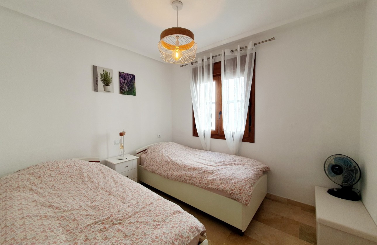 Återförsäljning - Apartment / Flat - Orihuela Costa - Villamartin