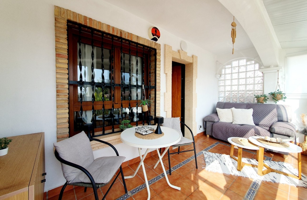 Återförsäljning - Apartment / Flat - Orihuela Costa - Villamartin