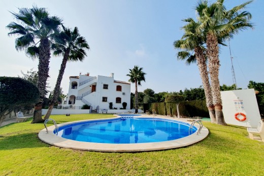 Återförsäljning - Apartment / Flat - Orihuela Costa - Villamartin