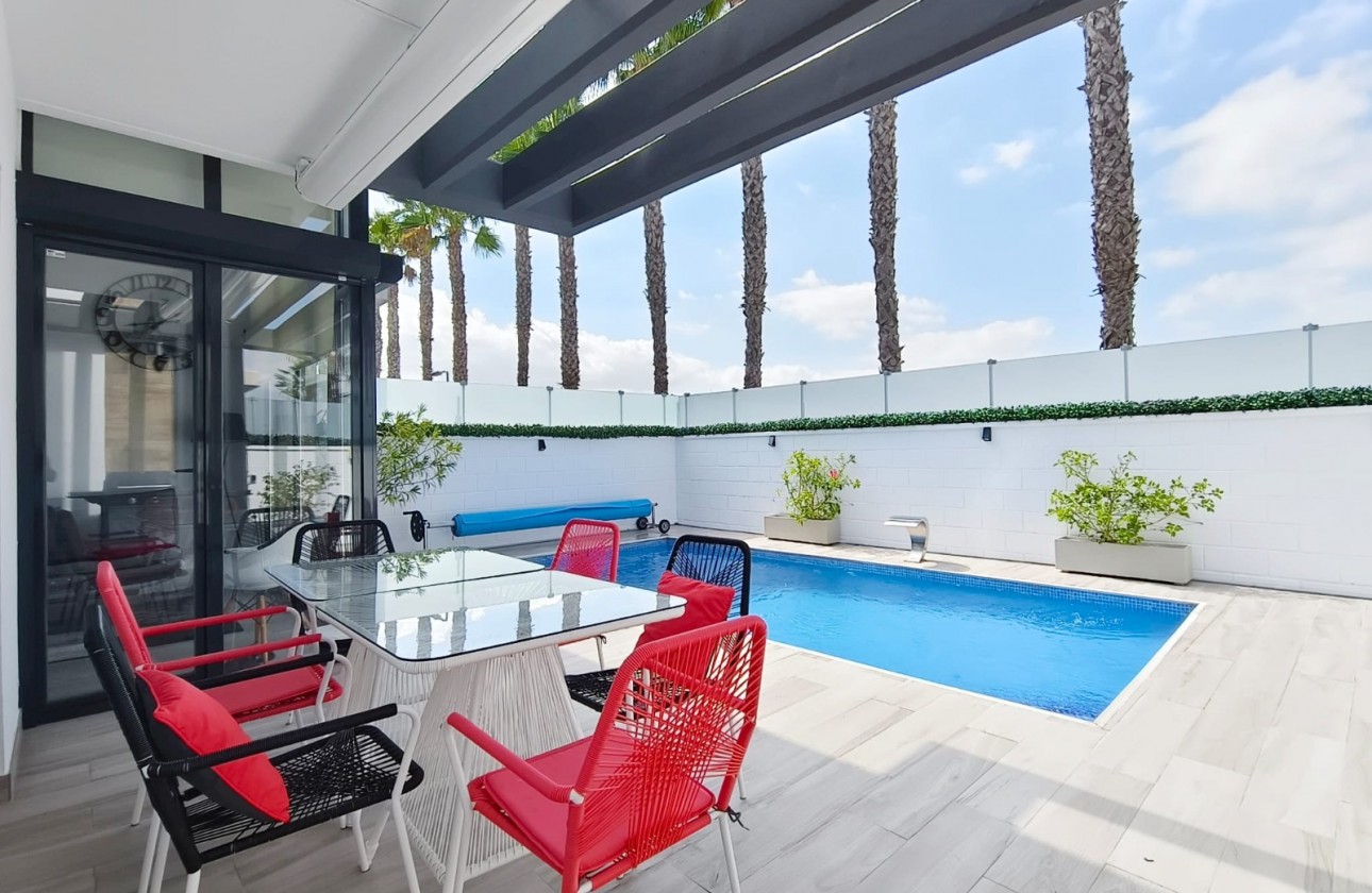 Resale - Villa - Orihuela Costa - Lomas de Cabo Roig