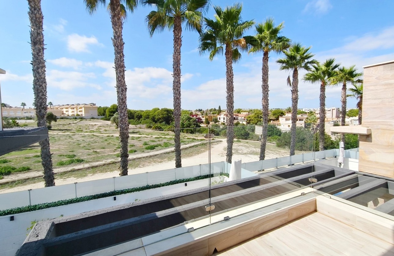 Resale - Villa - Orihuela Costa - Lomas de Cabo Roig
