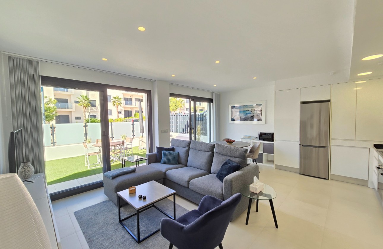 Återförsäljning -  - Pilar De La Horadada - Lo Romero Golf