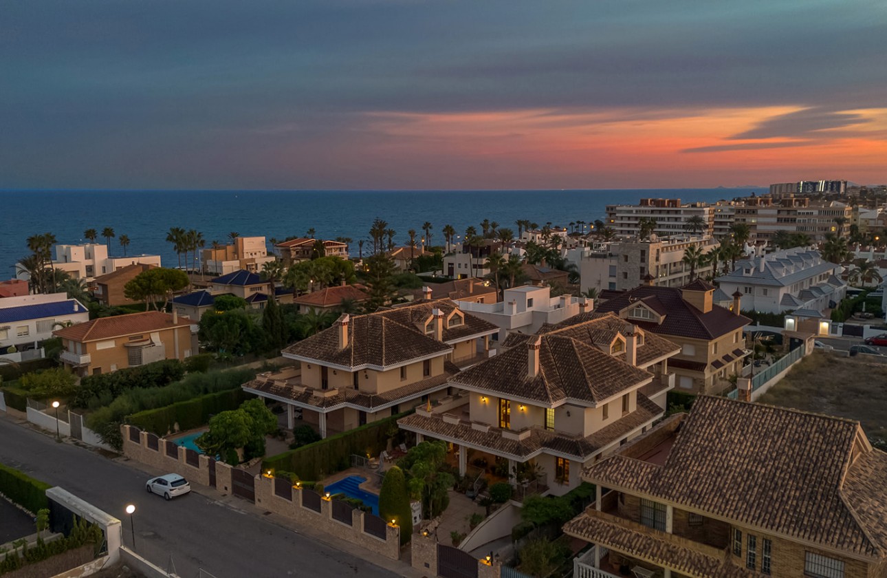 Reventa - Chalet - Torrevieja - La Veleta