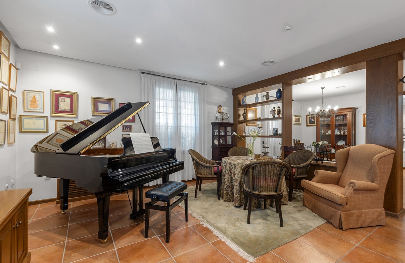 Reventa - Chalet - Torrevieja - La Veleta