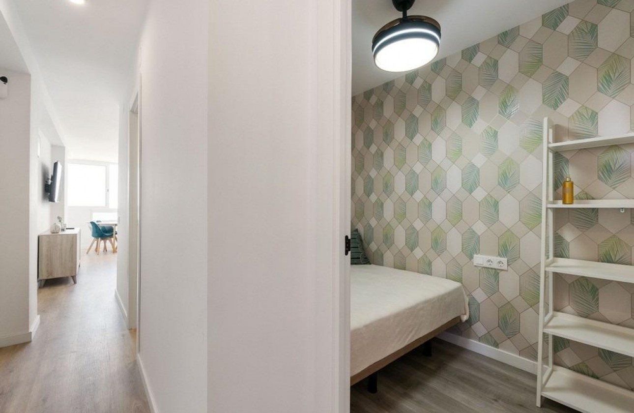 Resale - Apartment - Torrevieja - Cabo cervera