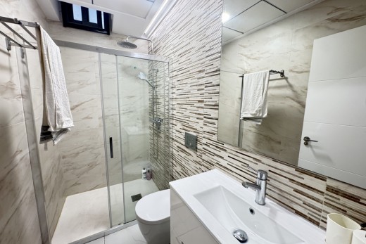 Resale - Villa - Villamartin