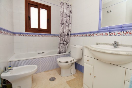 Återförsäljning -  - Villamartin - PAU 8