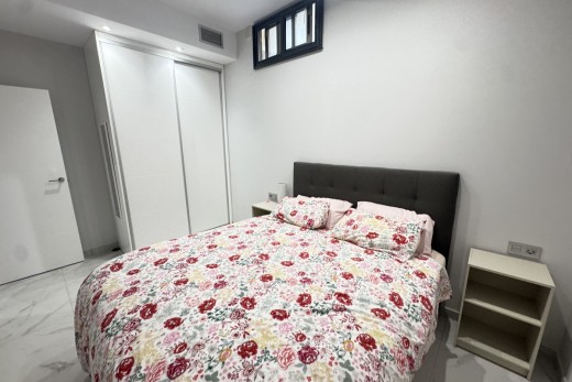 Resale - Villa - Villamartin