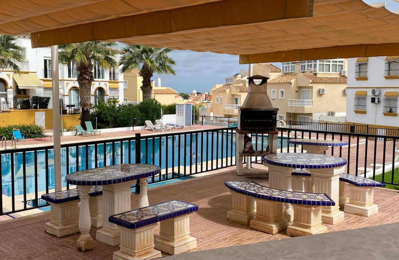 Återförsäljning -  - Villamartin