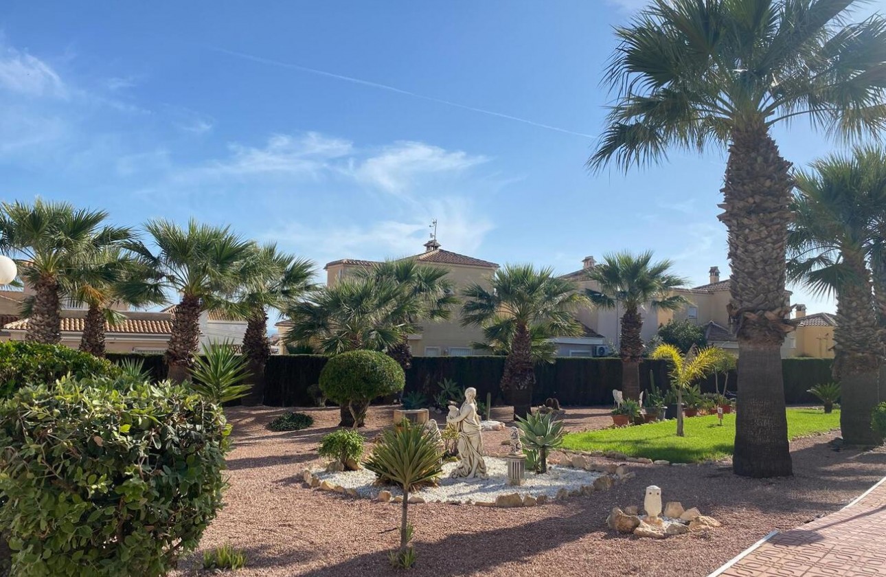 Återförsäljning -  - Villamartin