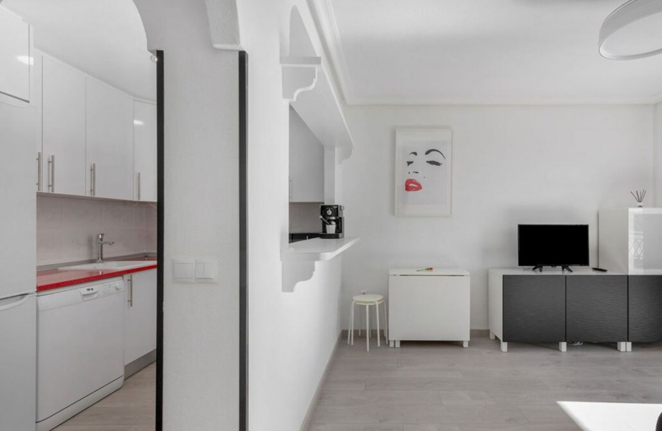 Resale - Apartment - Torrevieja - La Mata