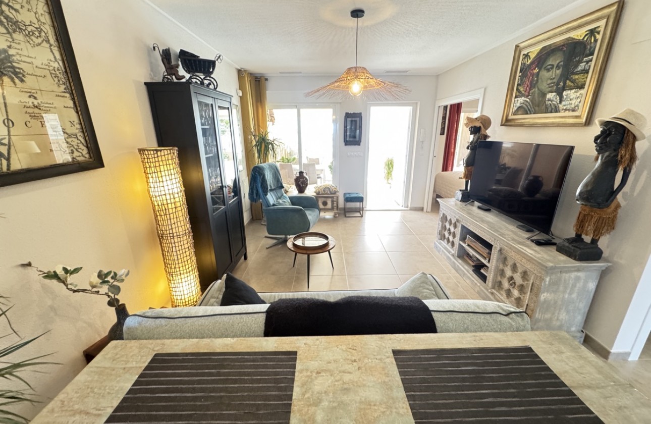 Resale - Apartment - Villamartin