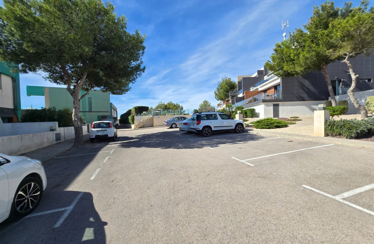 Återförsäljning - Apartment / Flat - Orihuela Costa - Los Dolses