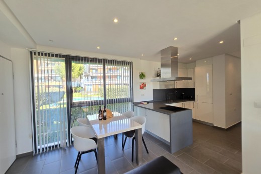 Återförsäljning - Apartment / Flat - Orihuela Costa - Los Dolses