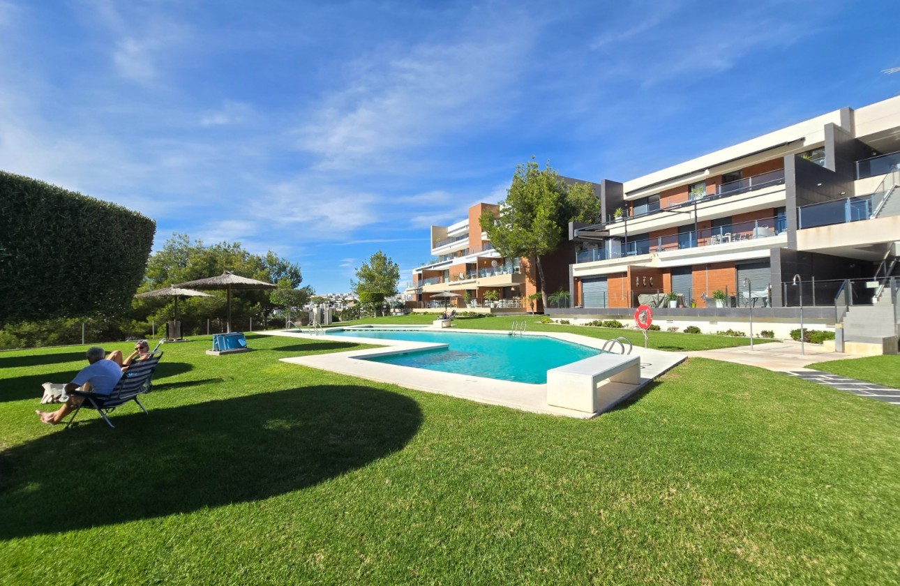 Återförsäljning - Apartment / Flat - Orihuela Costa - Los Dolses