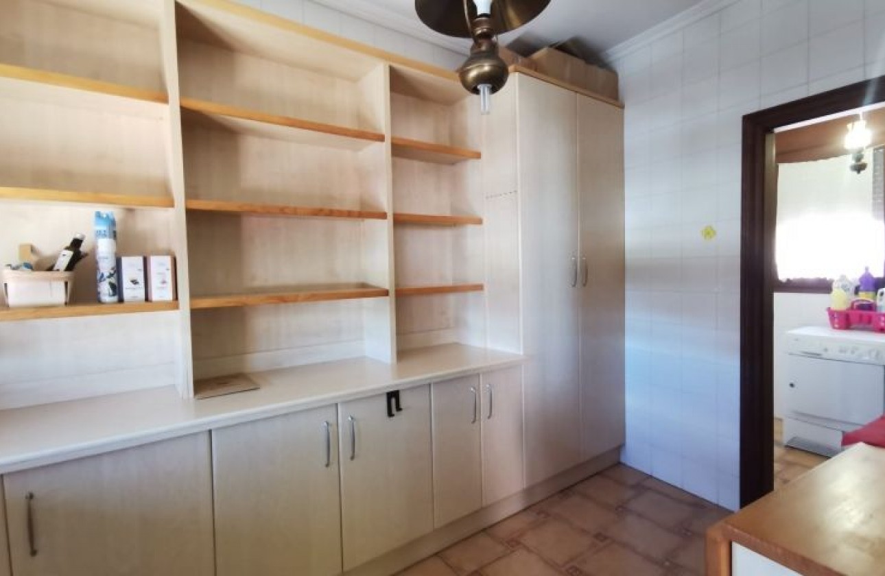 Återförsäljning -  - Orihuela