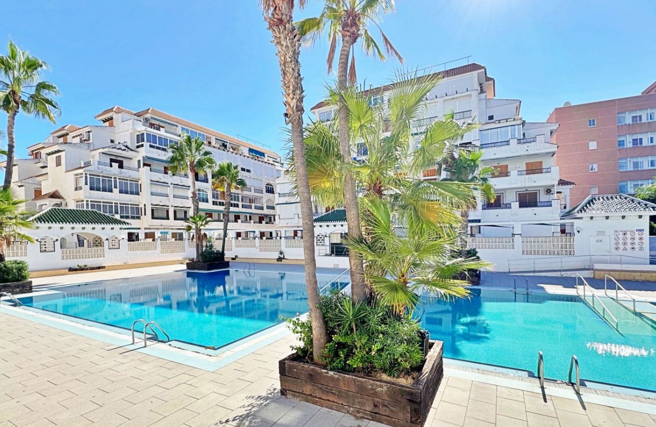 Resale - Apartment - Torrevieja - La Mata