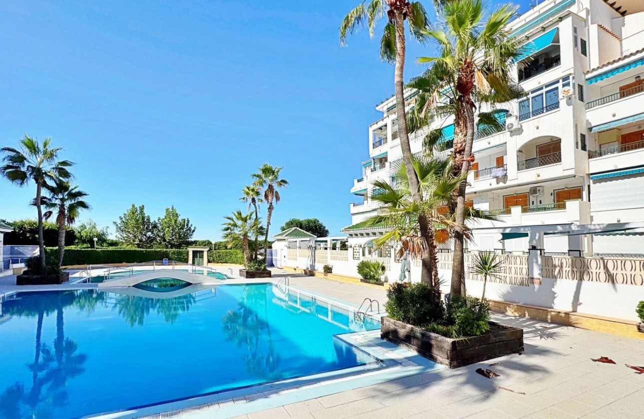 Resale - Apartment - Torrevieja - La Mata