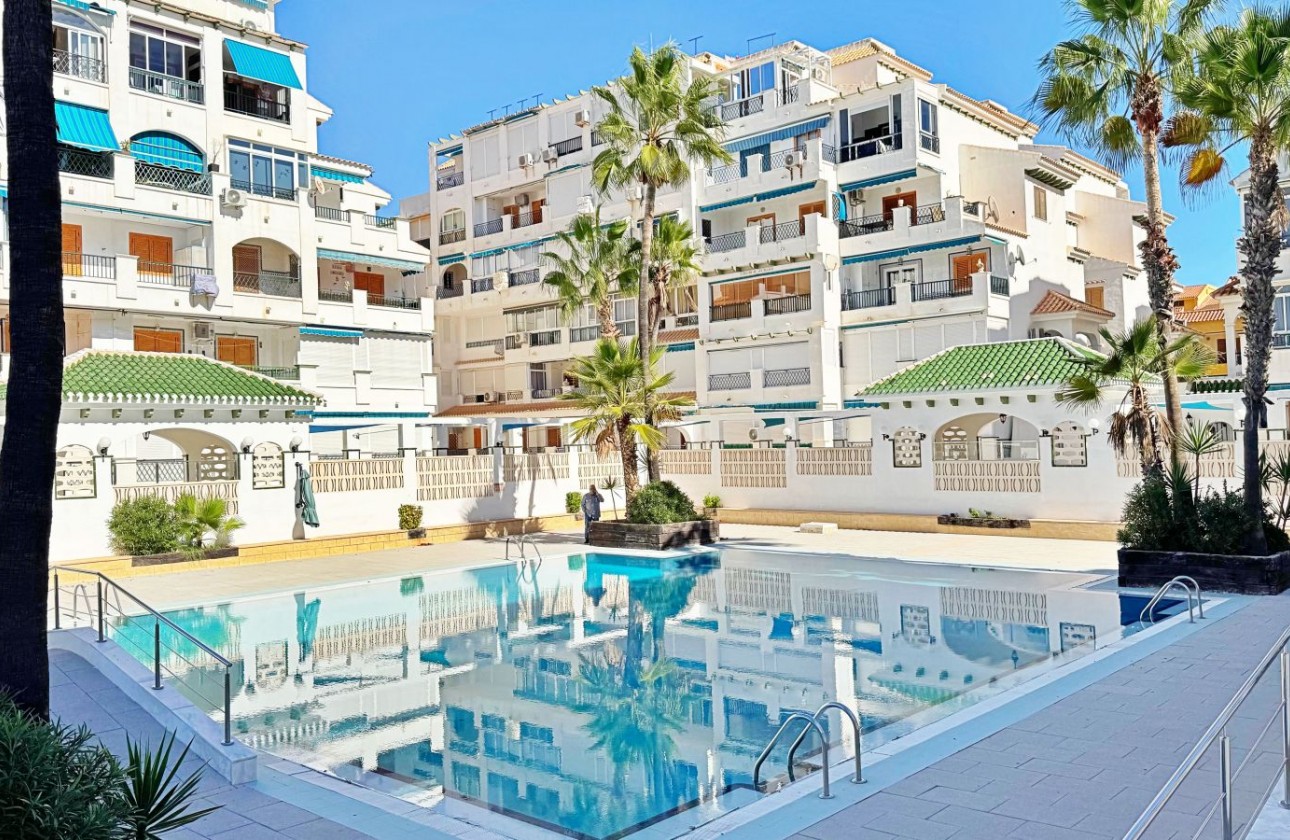 Resale - Apartment - Torrevieja - La Mata