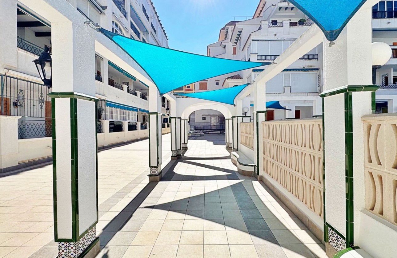 Resale - Apartment - Torrevieja - La Mata