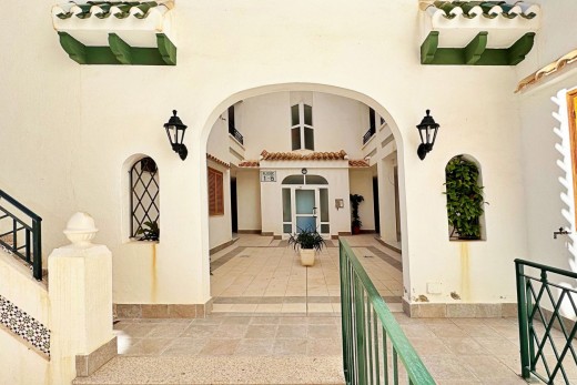 Resale - Apartment - Torrevieja - La Mata