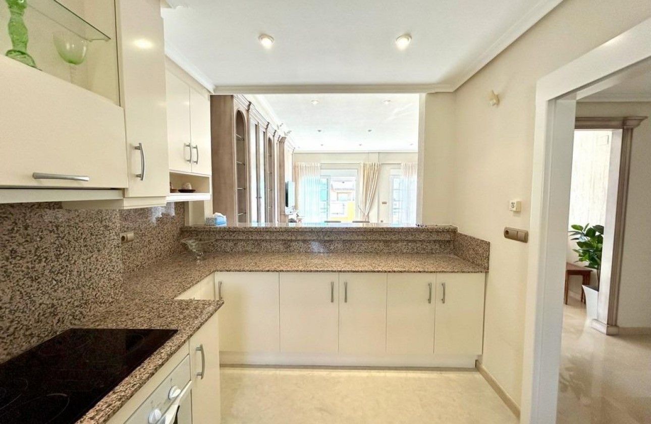 Reventa - Atico - Orihuela Costa - Aguamarina