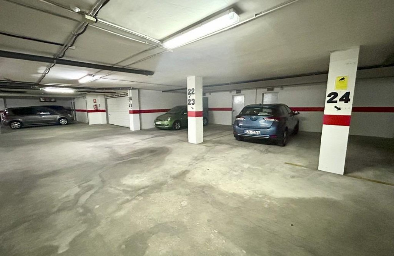 Reventa - Atico - Orihuela Costa - Aguamarina