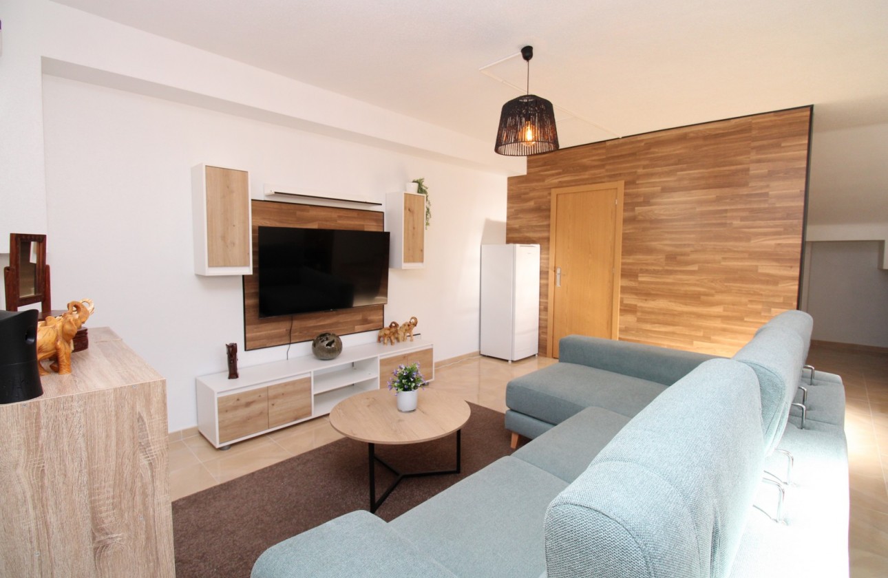 Reventa - Adosado - San Miguel De Salinas