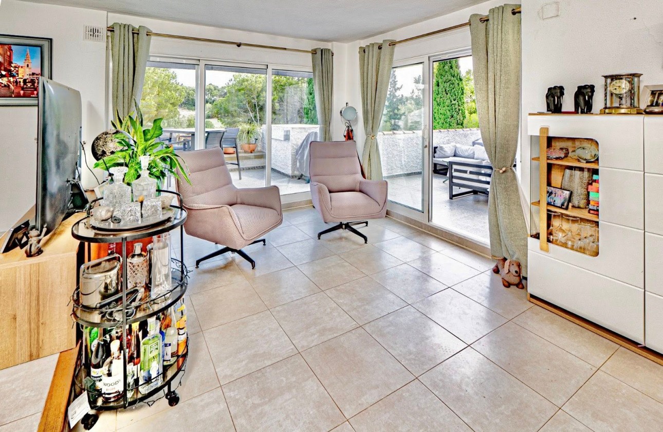 Resale - Apartment - Orihuela - Villamartin