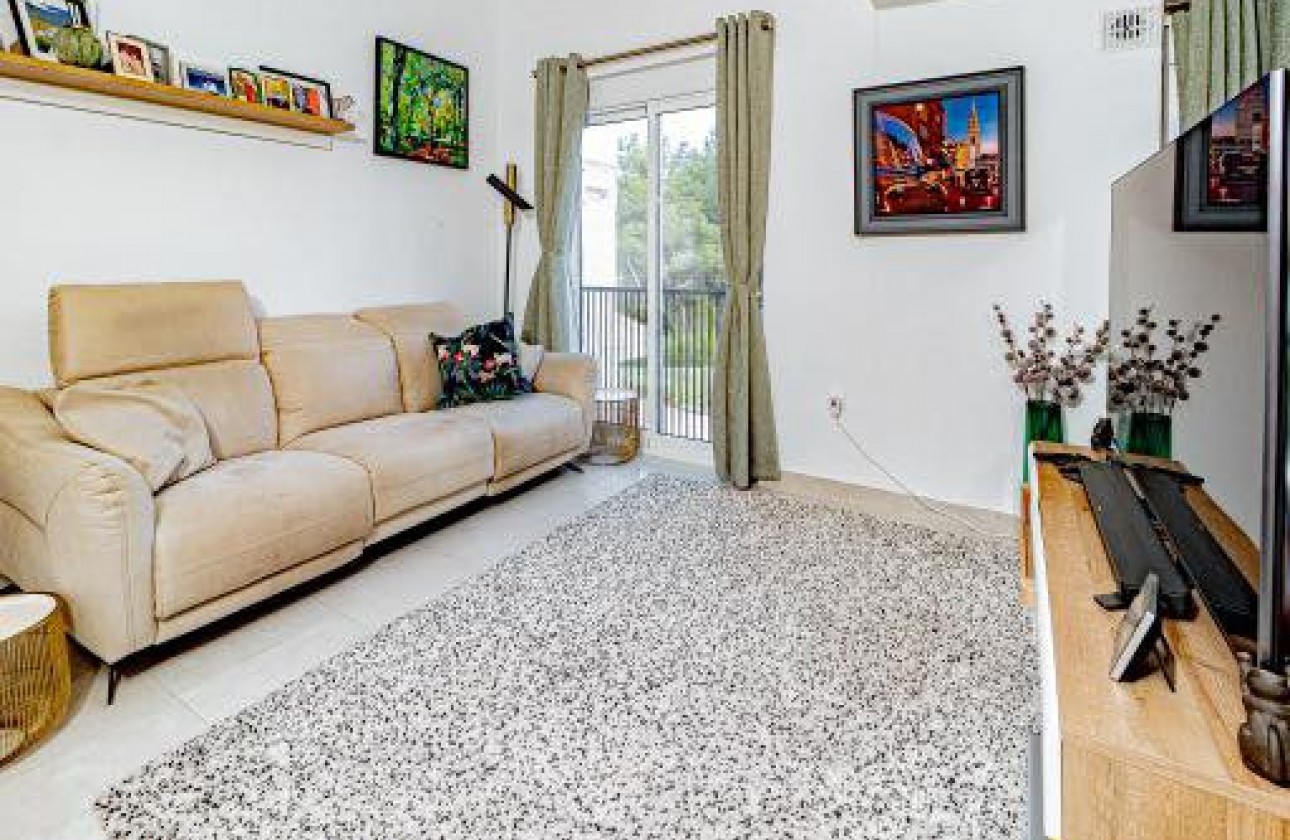 Resale - Apartment - Orihuela - Villamartin