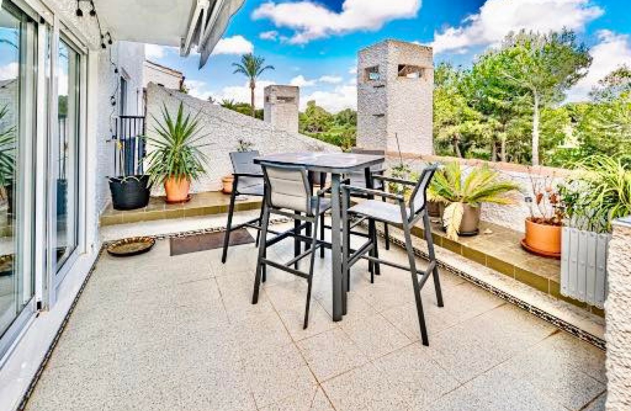 Resale - Apartment - Orihuela - Villamartin