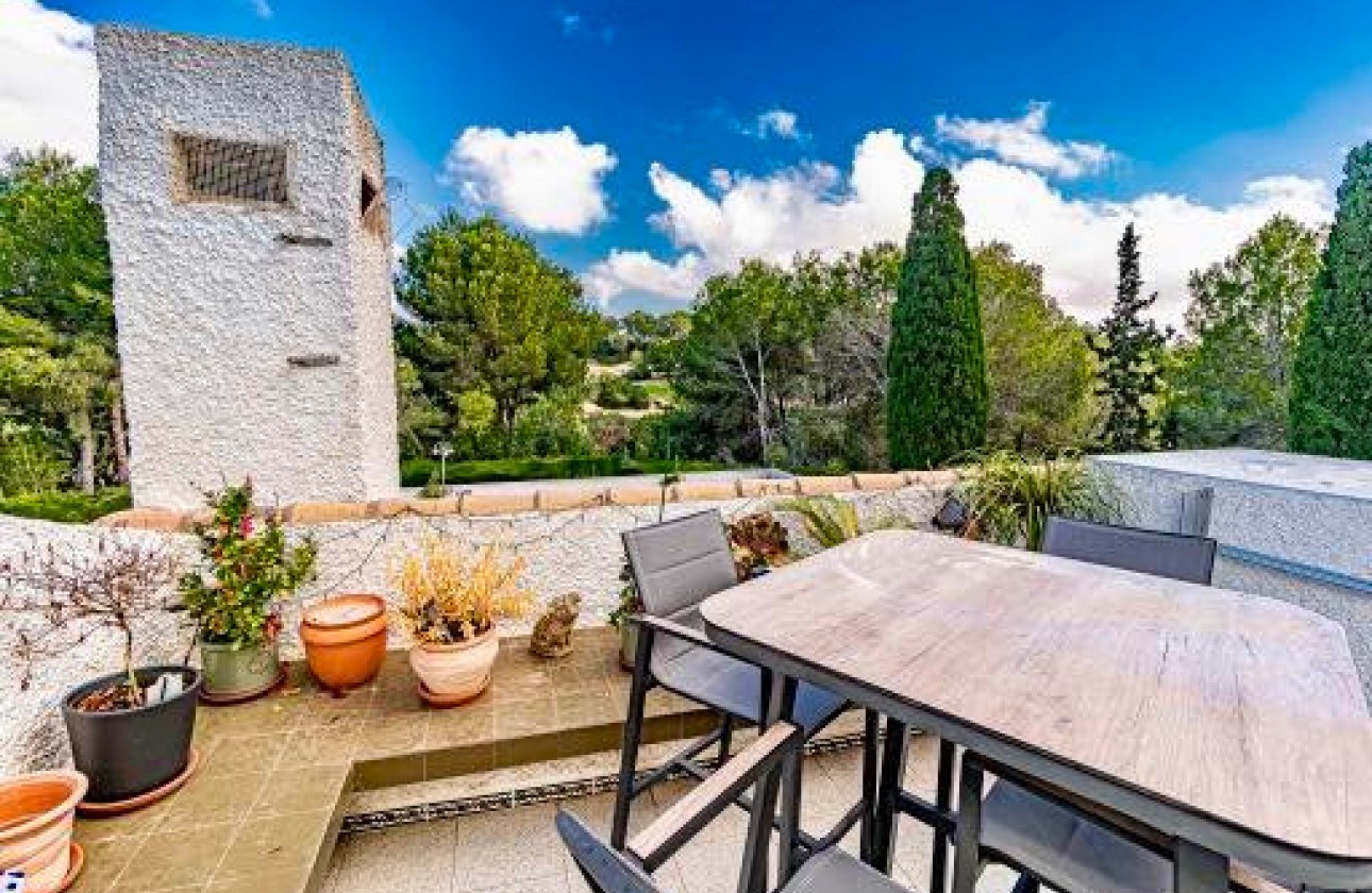 Resale - Apartment - Orihuela - Villamartin