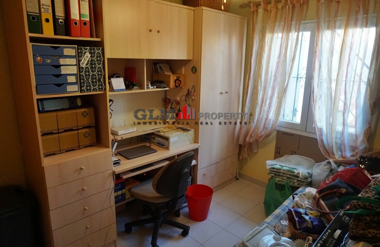 Resale - Apartment - LOS NAREJOS - Oasis