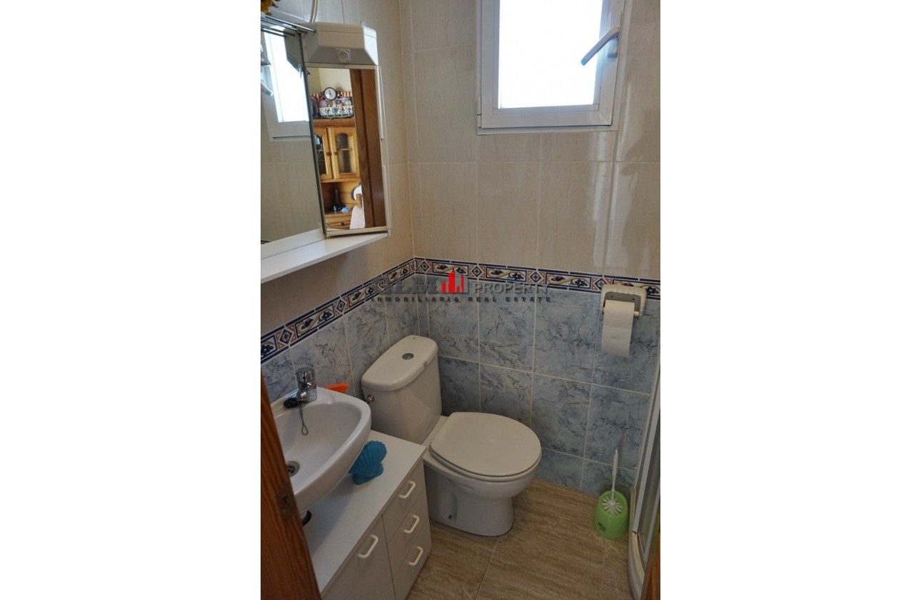 Resale - Apartment - LOS NAREJOS - Oasis