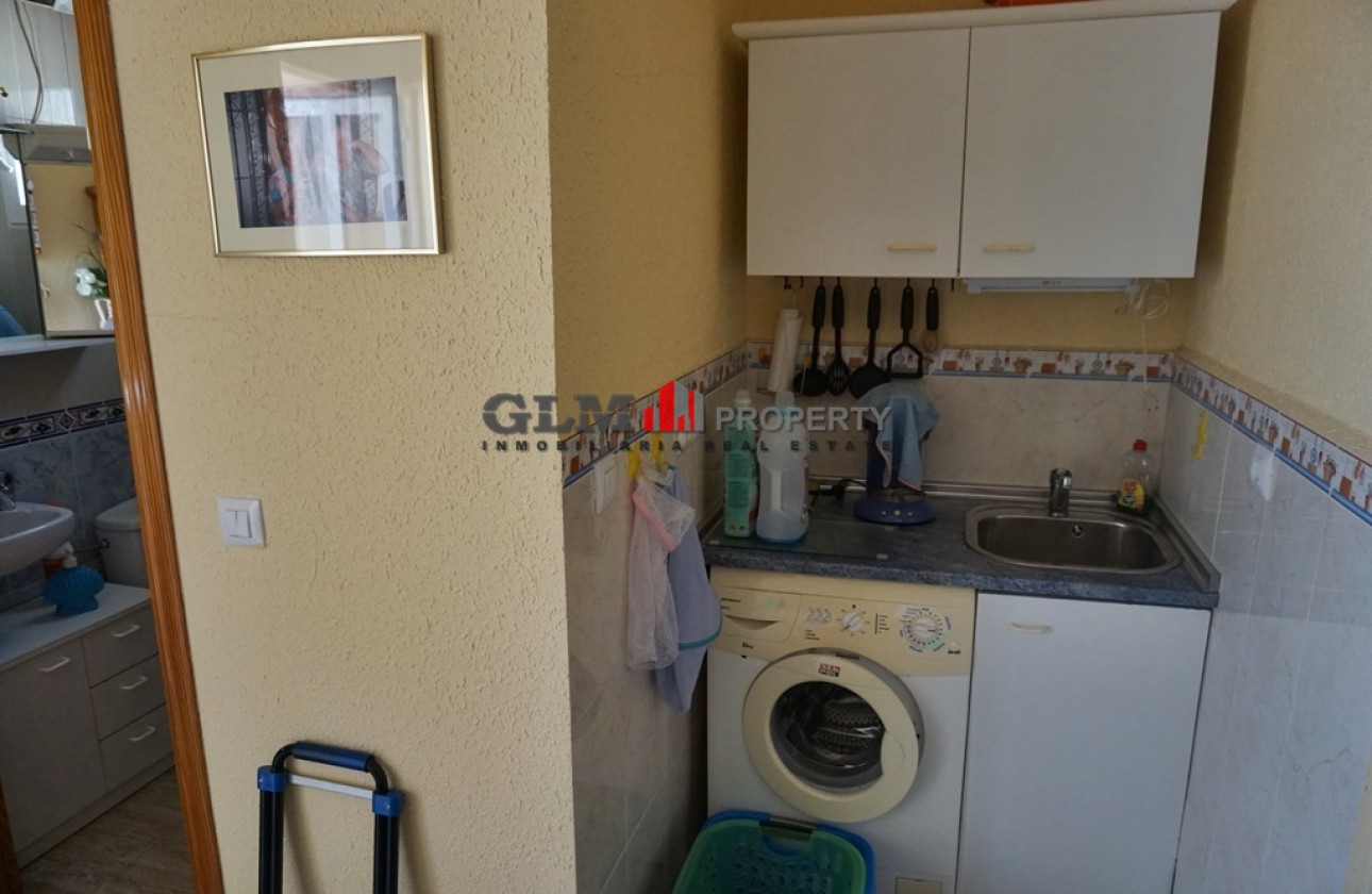 Resale - Apartment - LOS NAREJOS - Oasis