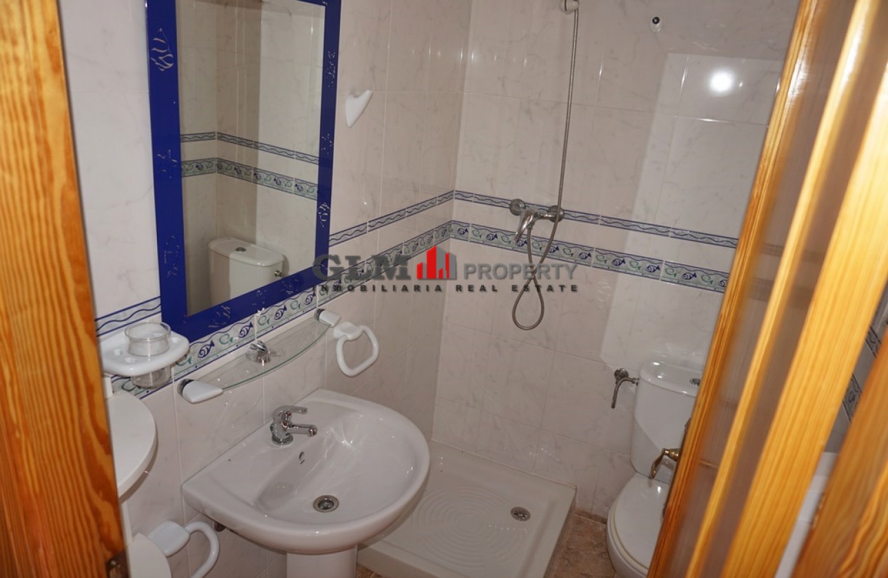 Resale - Apartment - LOS NAREJOS - Oasis