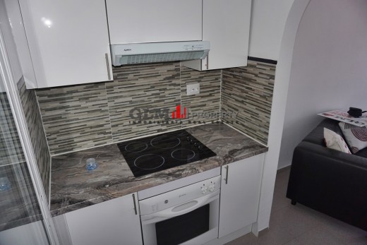 Resale - Apartment - LOS NAREJOS - Oasis