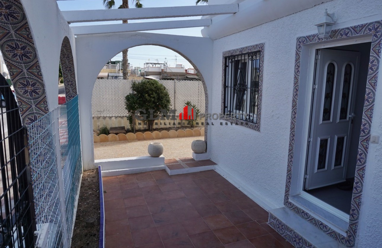 Resale - Apartment - LOS NAREJOS - Oasis