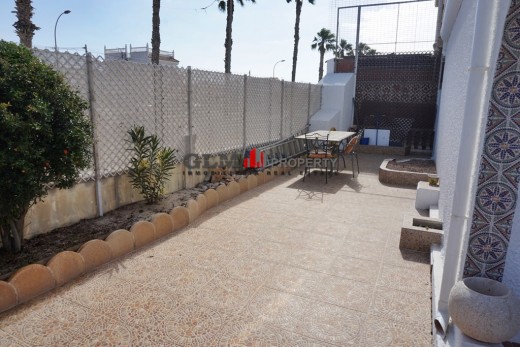 Resale - Apartment - LOS NAREJOS - Oasis