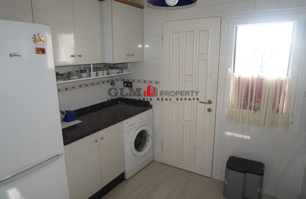 Resale - Apartment - LOS NAREJOS - Oasis