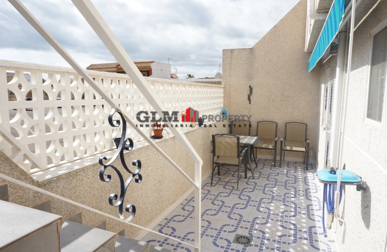 Resale - Apartment - LOS NAREJOS - Oasis