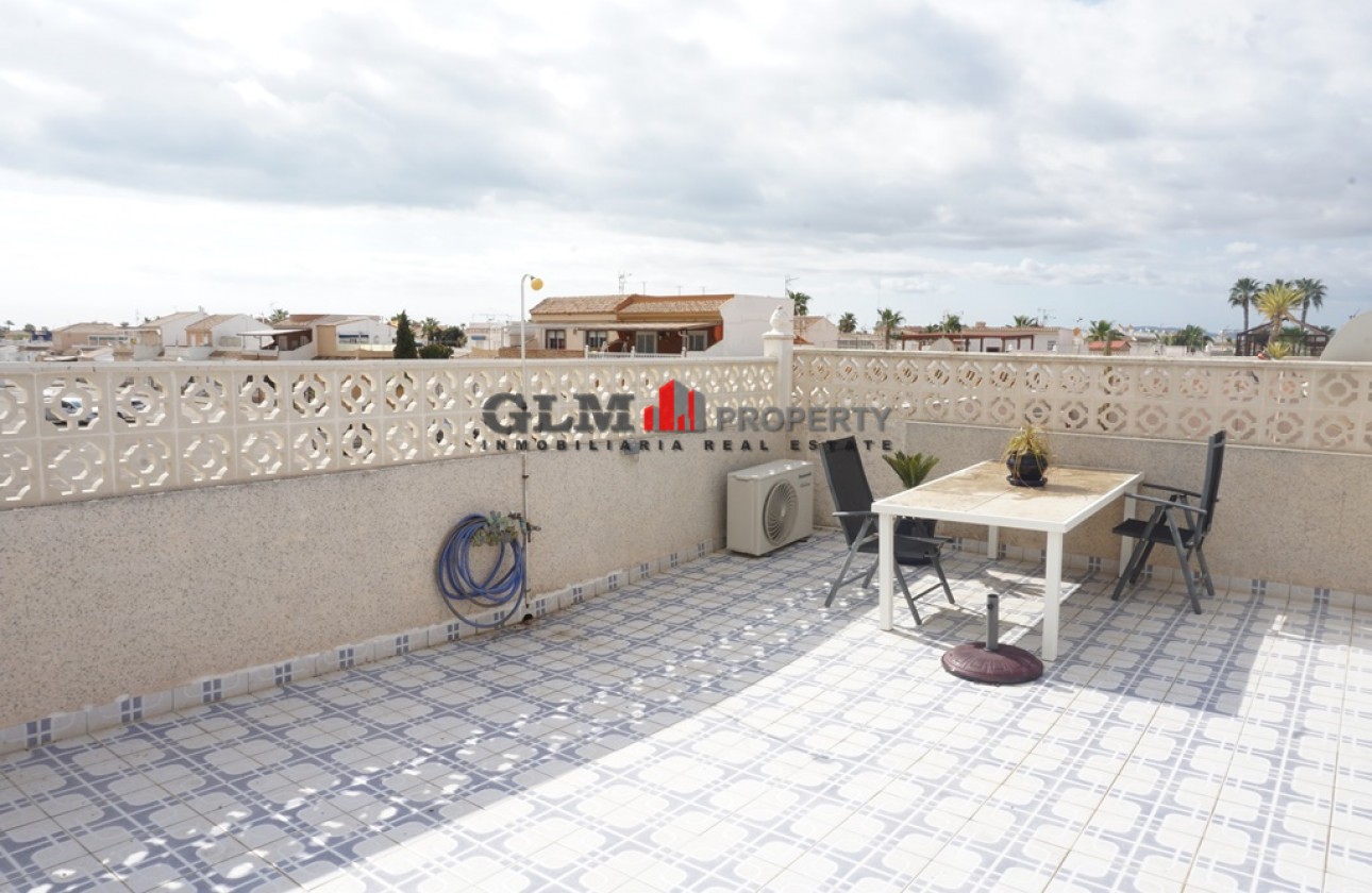 Resale - Apartment - LOS NAREJOS - Oasis