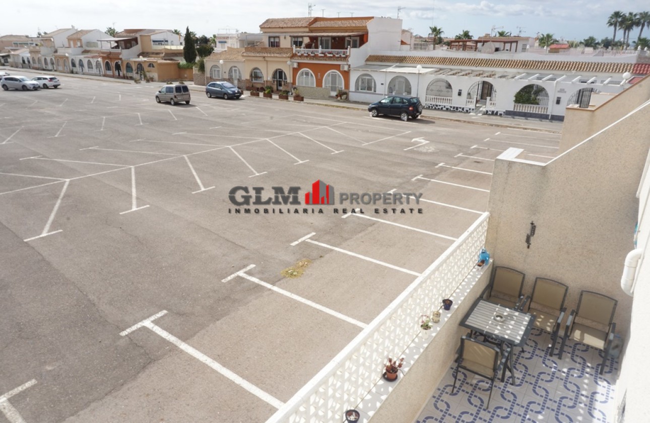 Resale - Apartment - LOS NAREJOS - Oasis