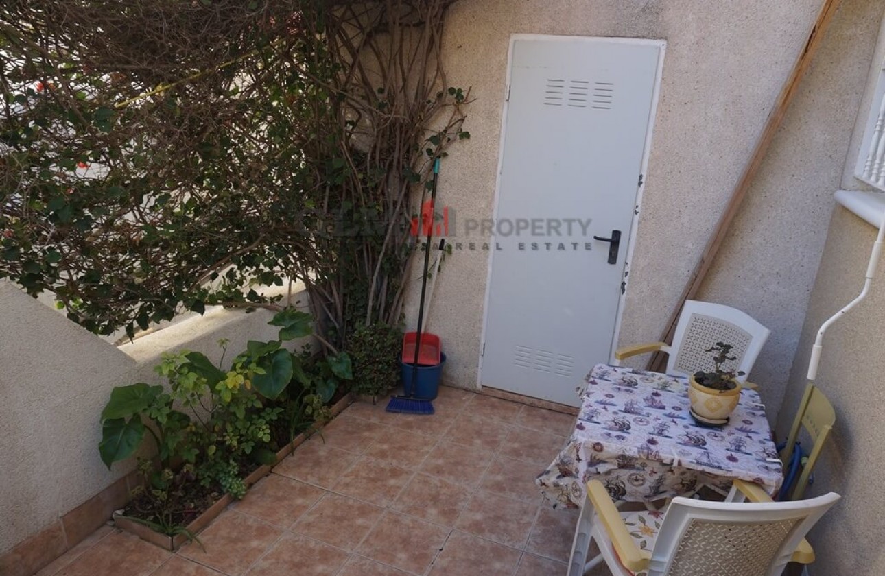 Resale - Apartment - Los Alcázares - Playa II