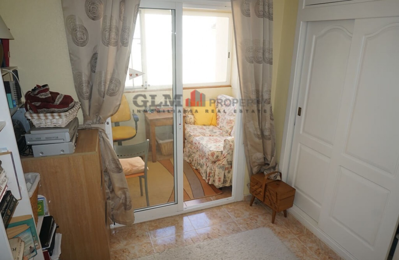 Resale - Apartment - Los Alcázares - Playa II