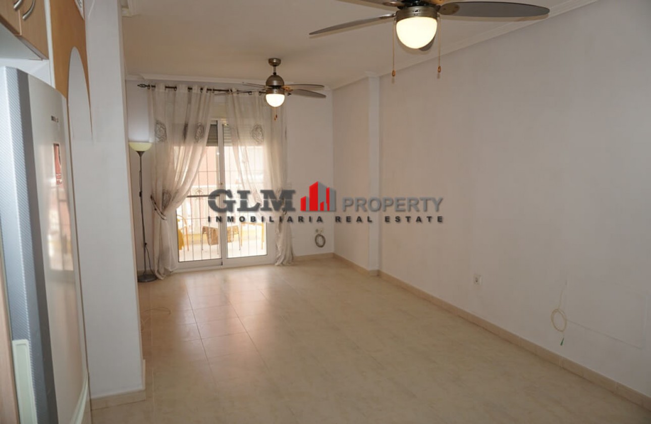 Resale - Apartment - Los Alcázares - Puerto Marina