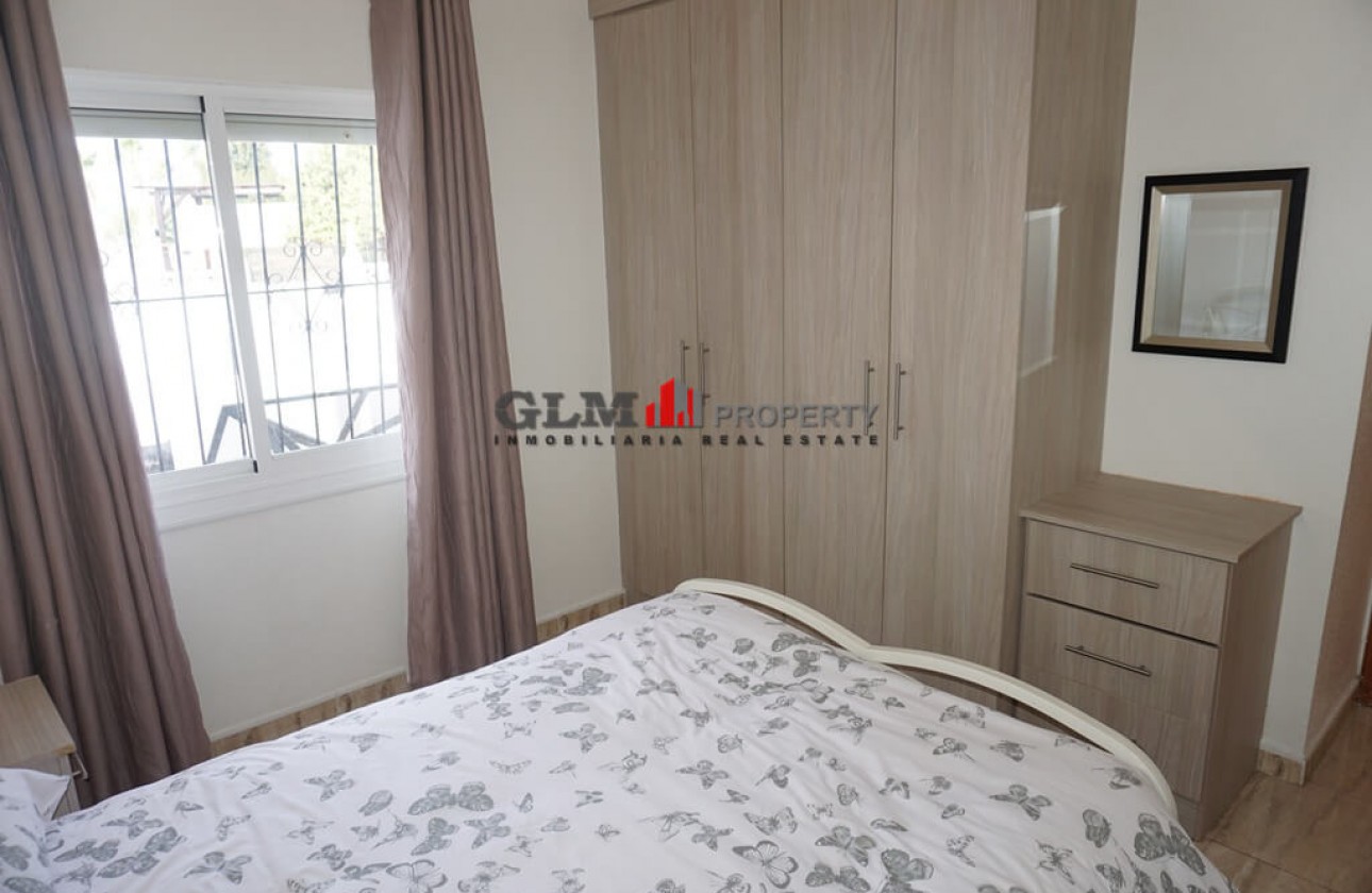 Resale - Apartment - LOS NAREJOS - Oasis